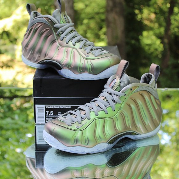 Nike Air Foamposite One Shine Women’s Size 7.5 - Picture 1 of 16